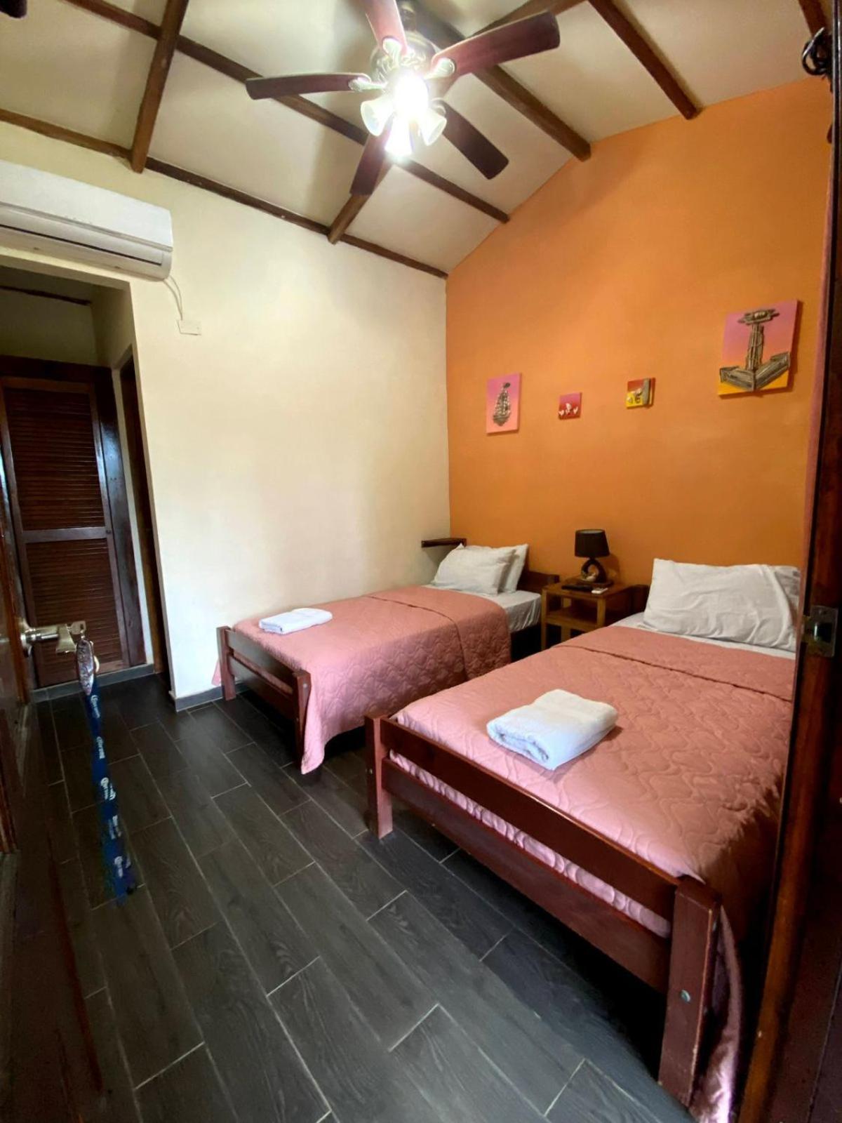Hotel Y Restaurante Mama Ines Santa Catalina Zewnętrze zdjęcie